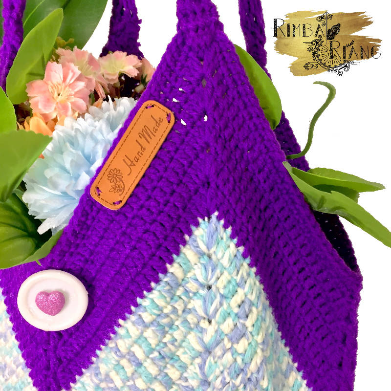 Crochet Granny Square bag with Spiral Cord Collection