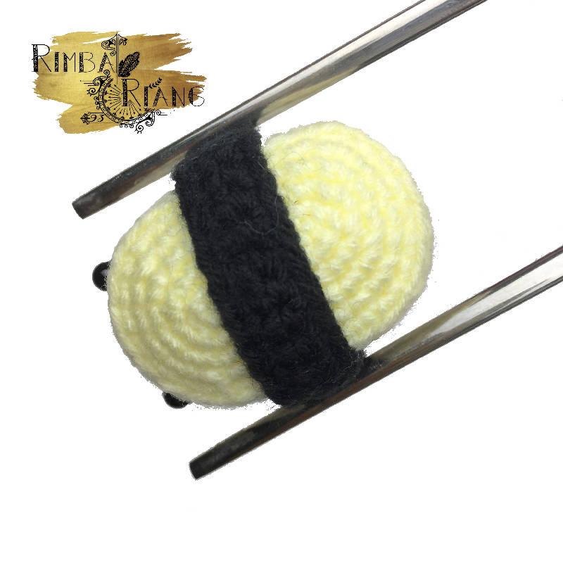 Crochet keychain handmade - Sushi 01