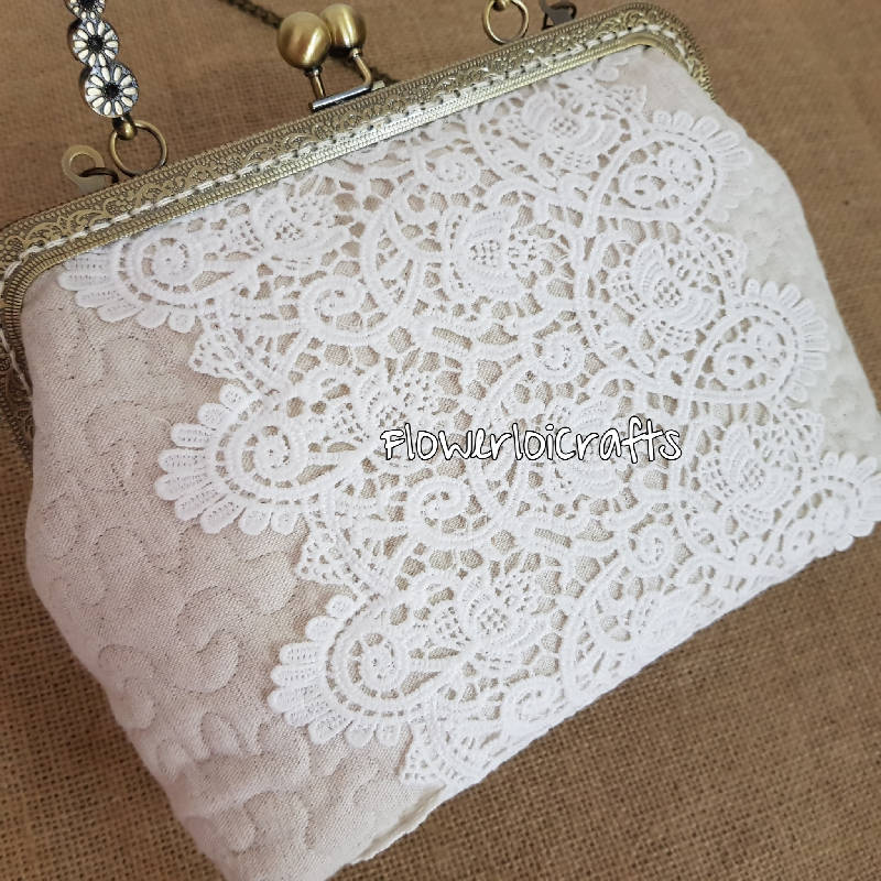 Quilted Zakka Lace Kisslock Framed Bag