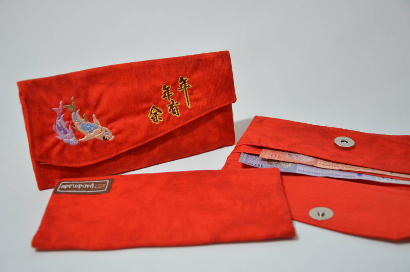 2-tier Embroidered Angpow Pouch (Red Version)